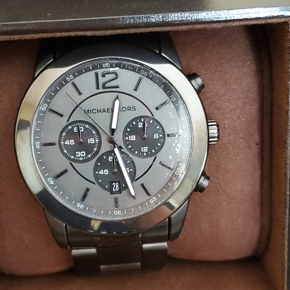 New Michael kors Men watch - Picture 1 of 4